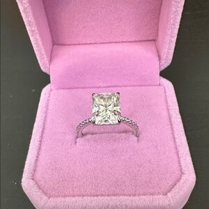 4ct radiant cut